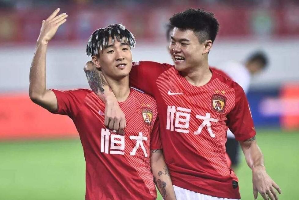 据称该片可能会和《与神同行》系列一样同时拍摄1、2部，最近第一部的剧本初稿已经完成，目前正在创作第二部剧本